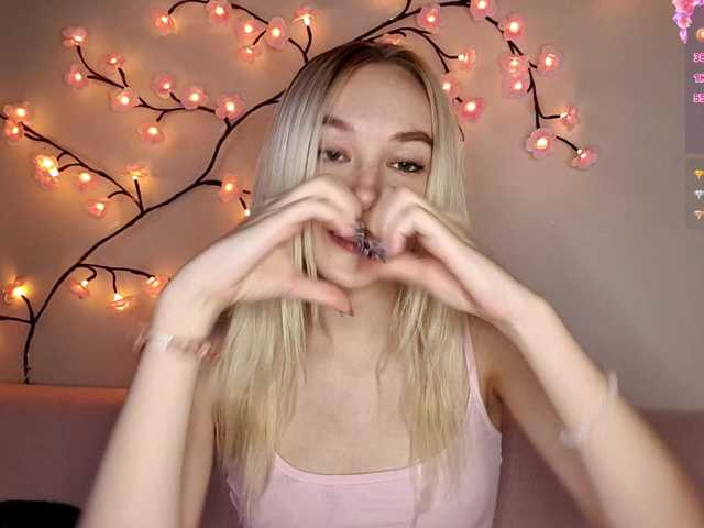 MisaMew live cam on BongaCams