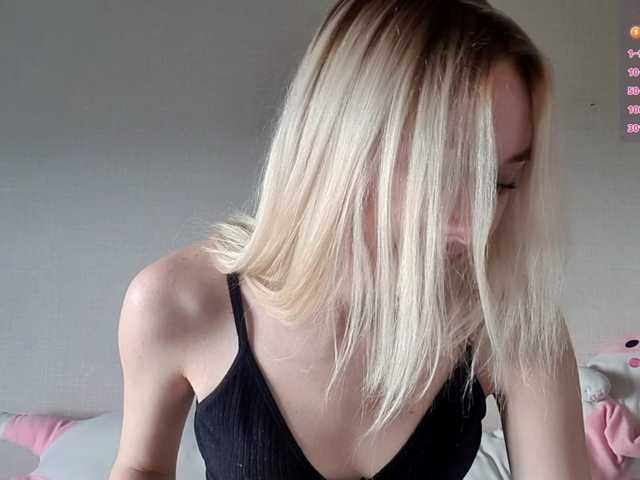 MisaMew live cam on BongaCams