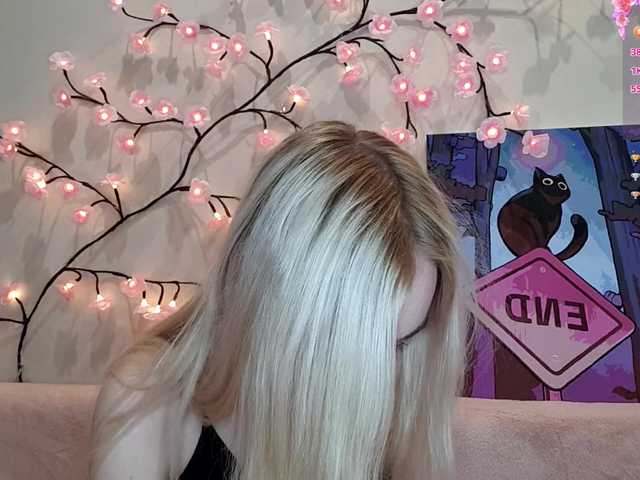 MisaMew live cam on BongaCams