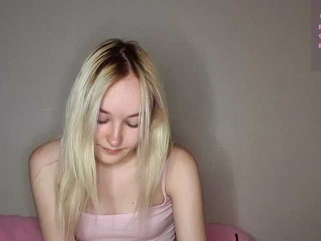 MisaMew live cam on BongaCams