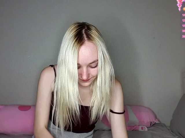 MisaMew live cam