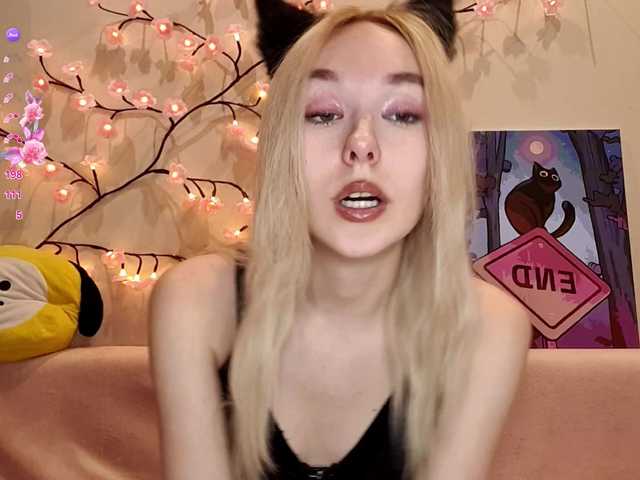 MisaMew live cam on BongaCams
