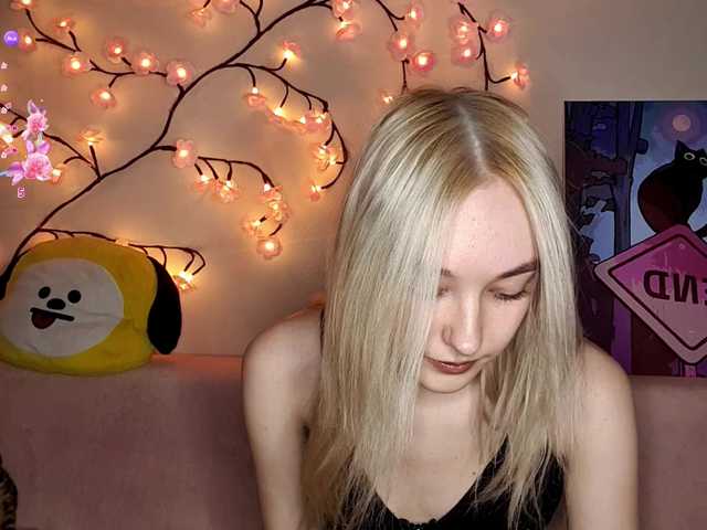 MisaMew live cam on BongaCams