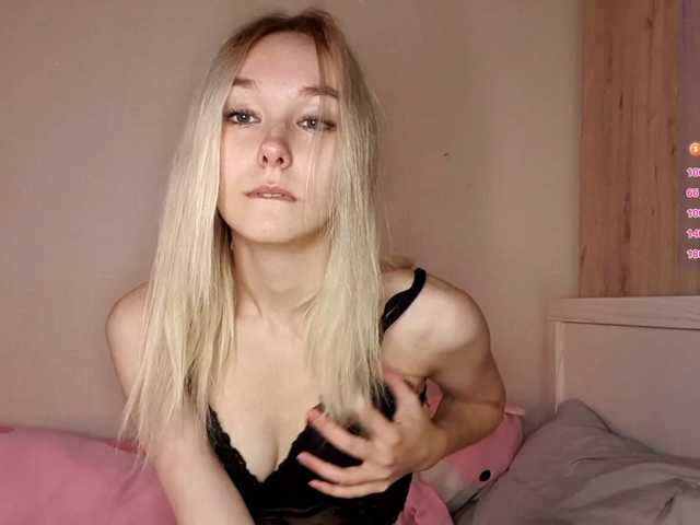 MisaMew live cam on BongaCams