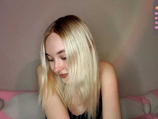 MisaMew live cam on BongaCams