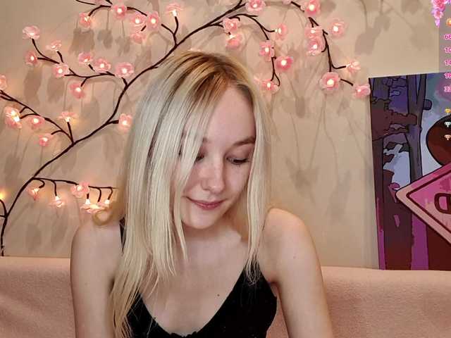 MisaMew live cam on BongaCams