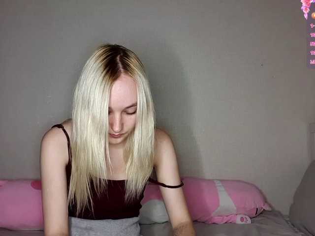 MisaMew live cam on BongaCams