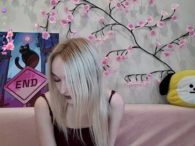 MisaMew live cam on BongaCams