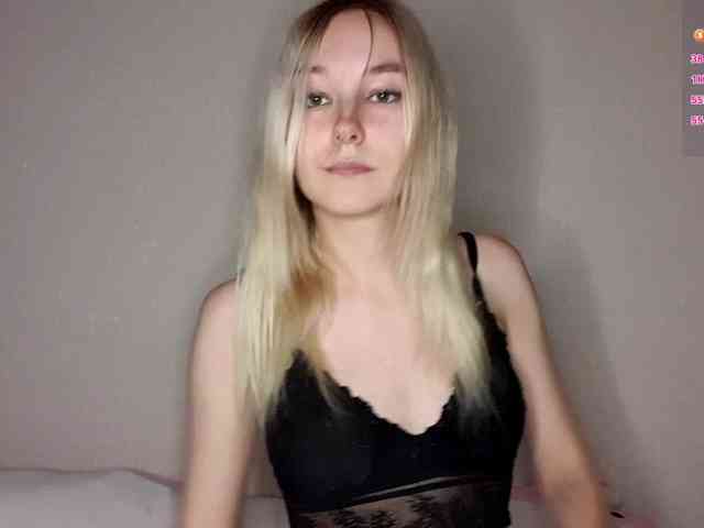 MisaMew webcam