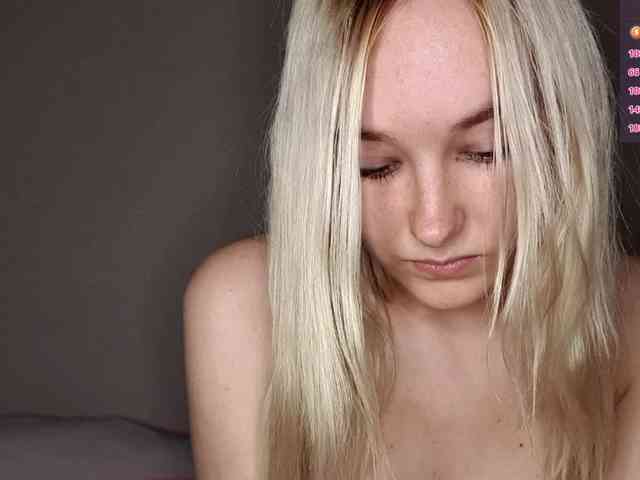 MisaMew webcam