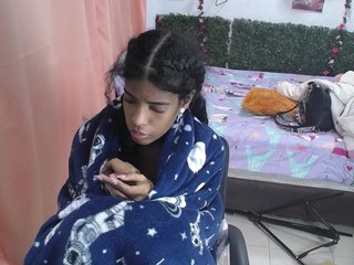 Thianahorny's Live Webcam