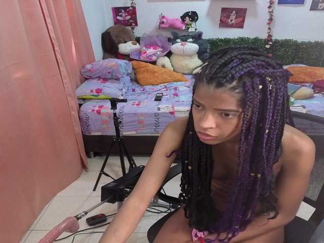 Thianahorny live cam on BongaCams