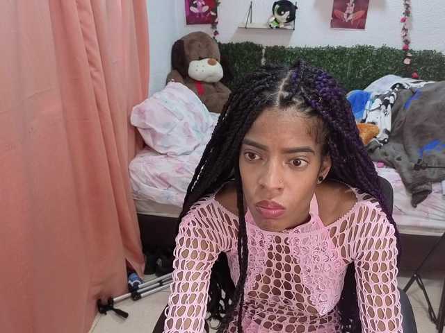 Thianahorny live webcam show