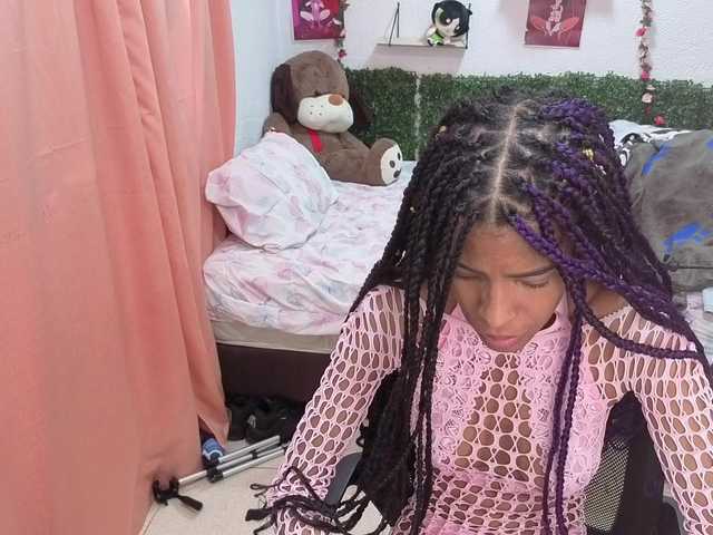 Thianahorny live webcam show