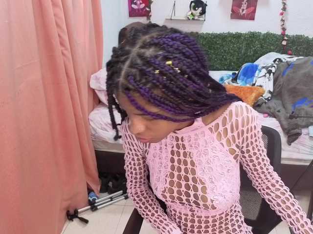 Thianahorny live webcam show