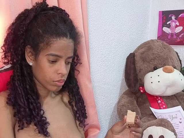 Thianahorny live cam on BongaCams