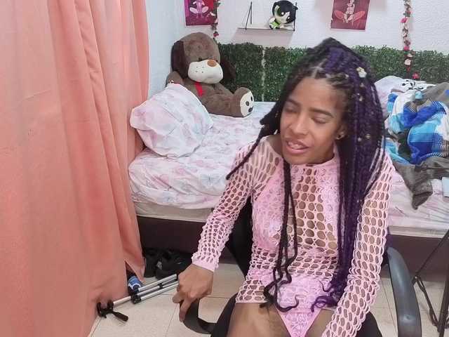 Thianahorny live webcam show