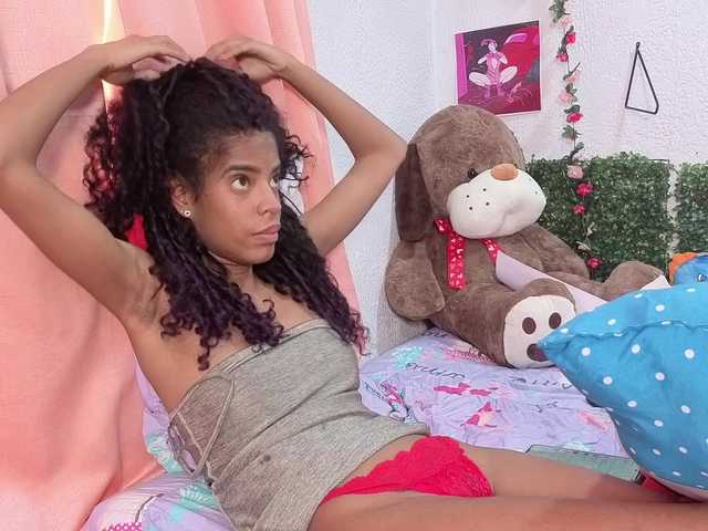 Thianahorny live cam on BongaCams