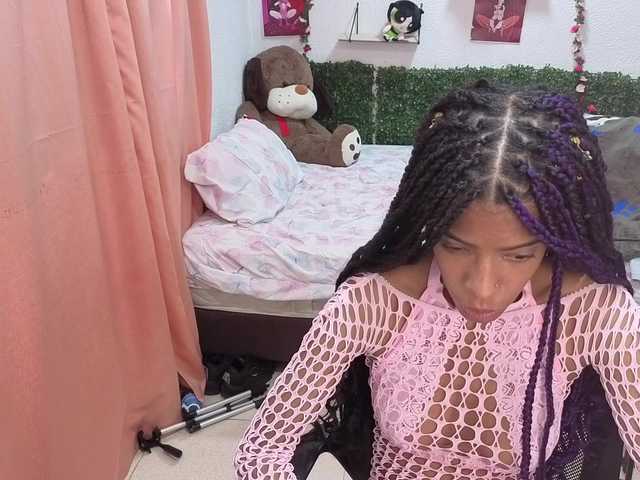 Thianahorny live webcam show