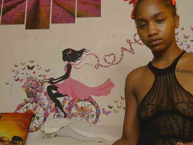 SpicyAngels webcam