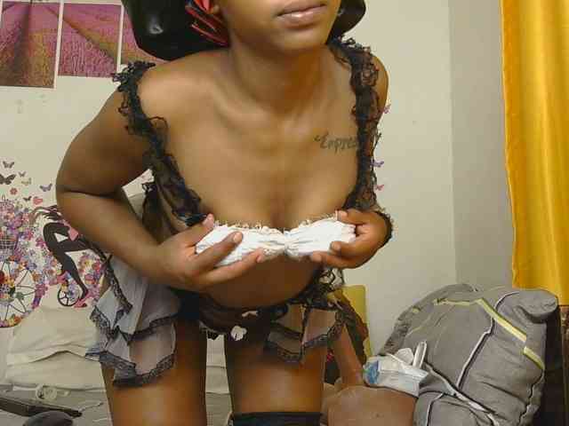 SpicyAngels webcam