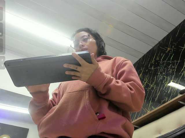 renata-blue Live Cam and Statistics on UnifiedCams