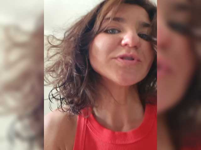 Alise-Shine live webcam show