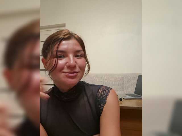 Alise-Shine live cam on BongaCams