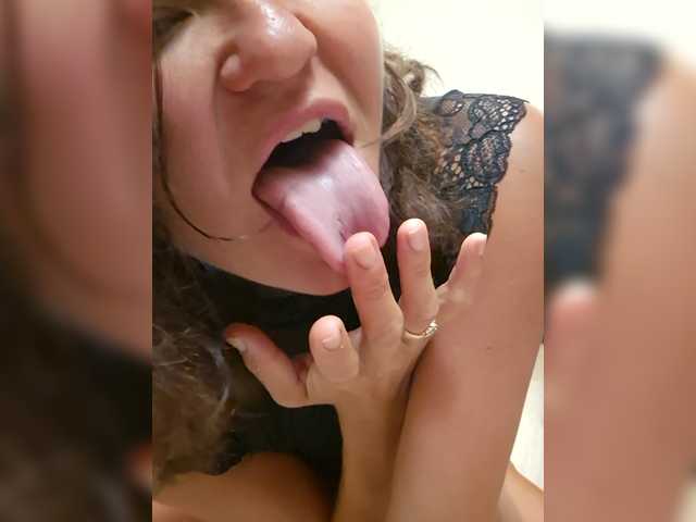 Alise-Shine live webcam show