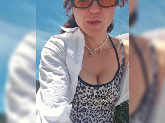 Alise-Shine webcam