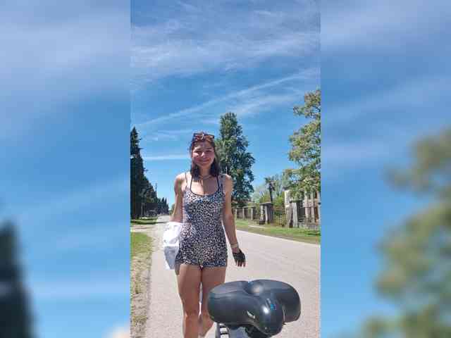 Alise-Shine webcam