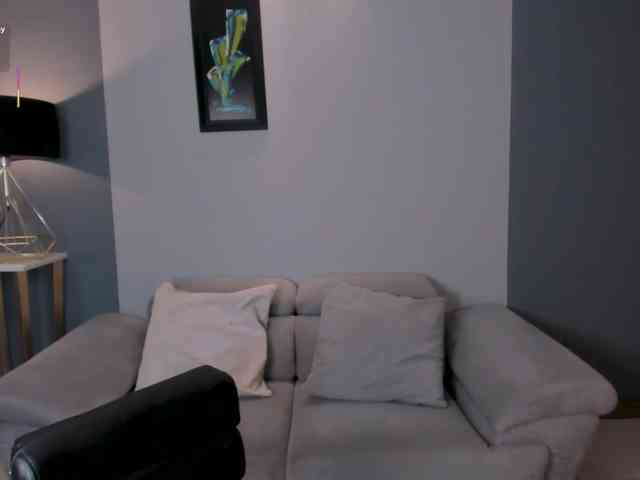 MilaVelvet webcam