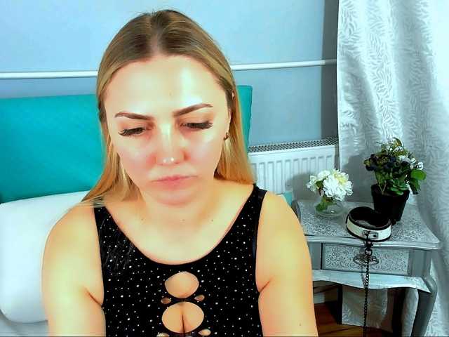 EliseBlondeX