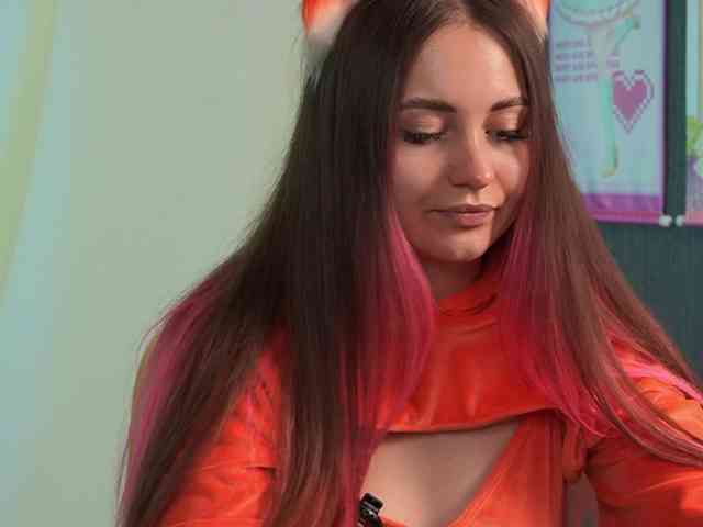 CuteKittyMeow webcam