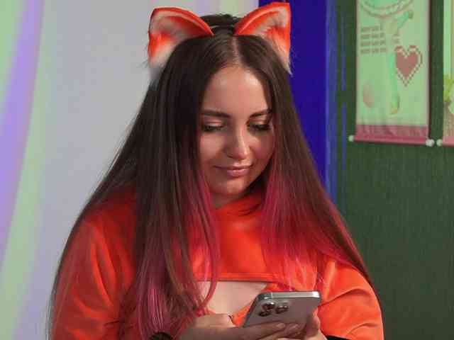 CuteKittyMeow webcam
