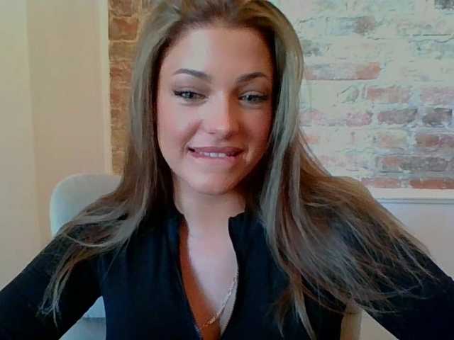 LilyTop live webcam show