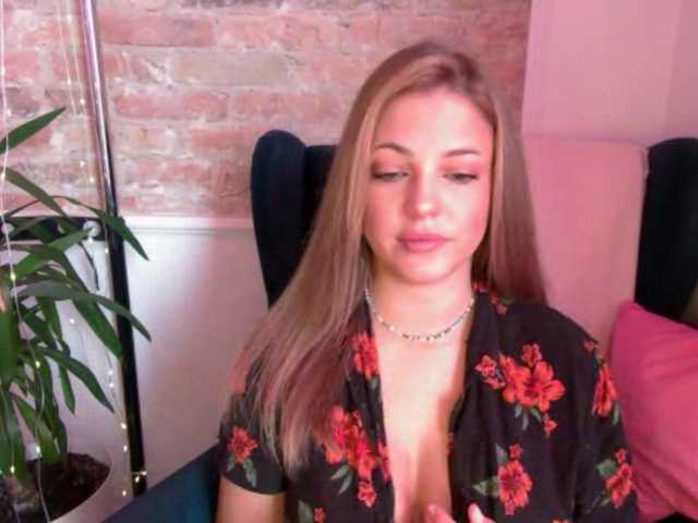 LilyTop live cam preview