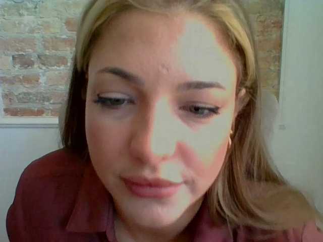 LilyTop live cam on BongaCams