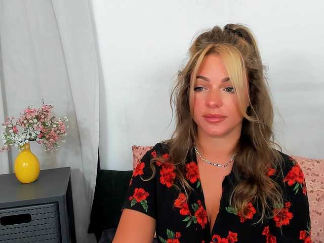 LilyTop live cam on BongaCams