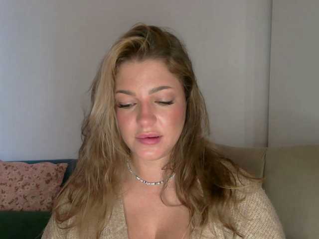 LilyTop live cam on BongaCams