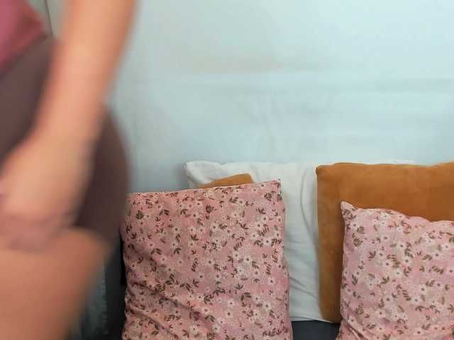 LilyTop live cam on BongaCams
