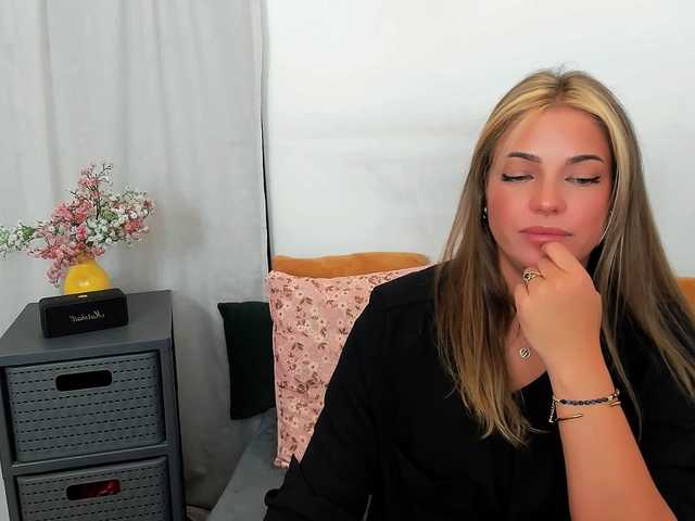 LilyTop