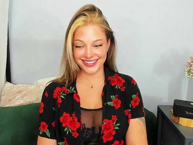LilyTop live cam on BongaCams