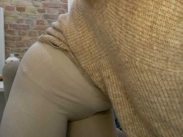 LilyTop live cam on BongaCams