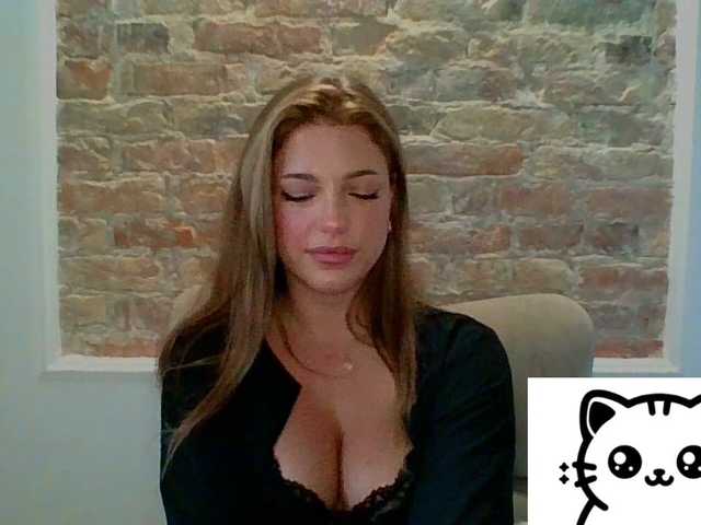 LilyTop live webcam show