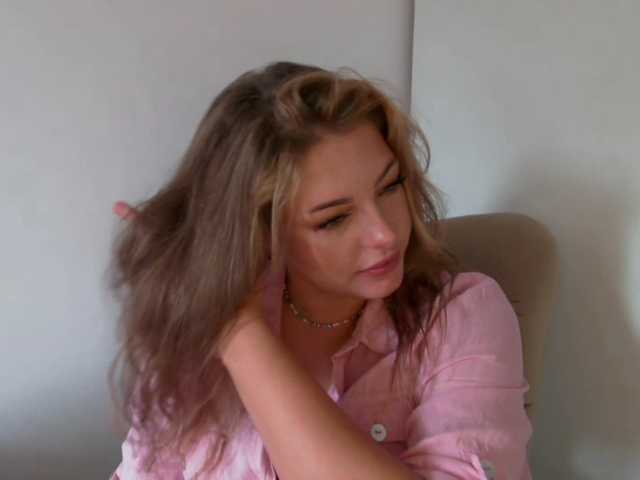 LilyTop live cam on BongaCams