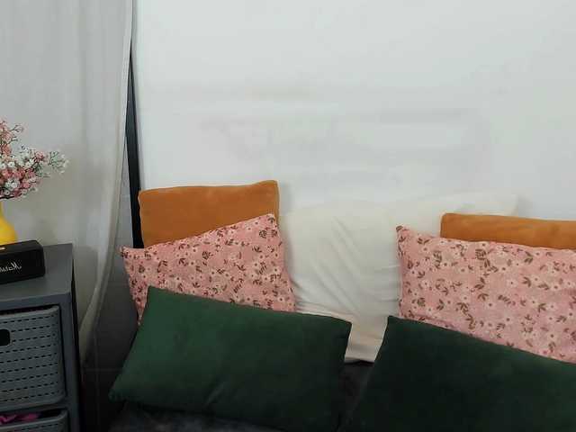 LilyTop