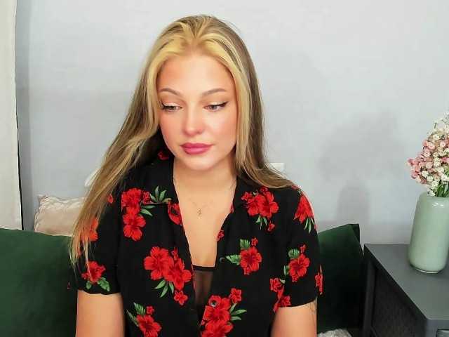 LilyTop live cam on BongaCams