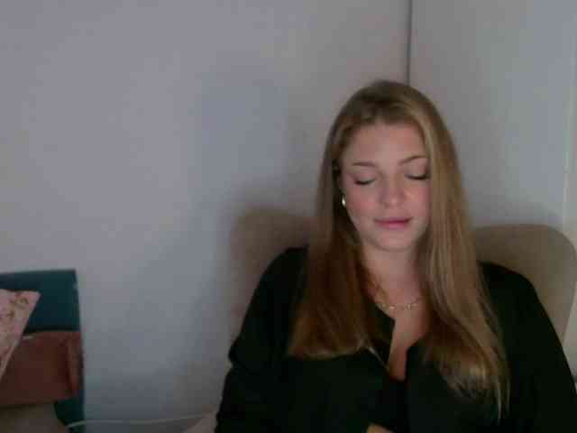 LilyTop