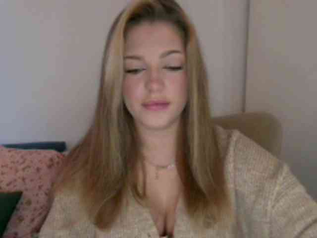 LilyTop